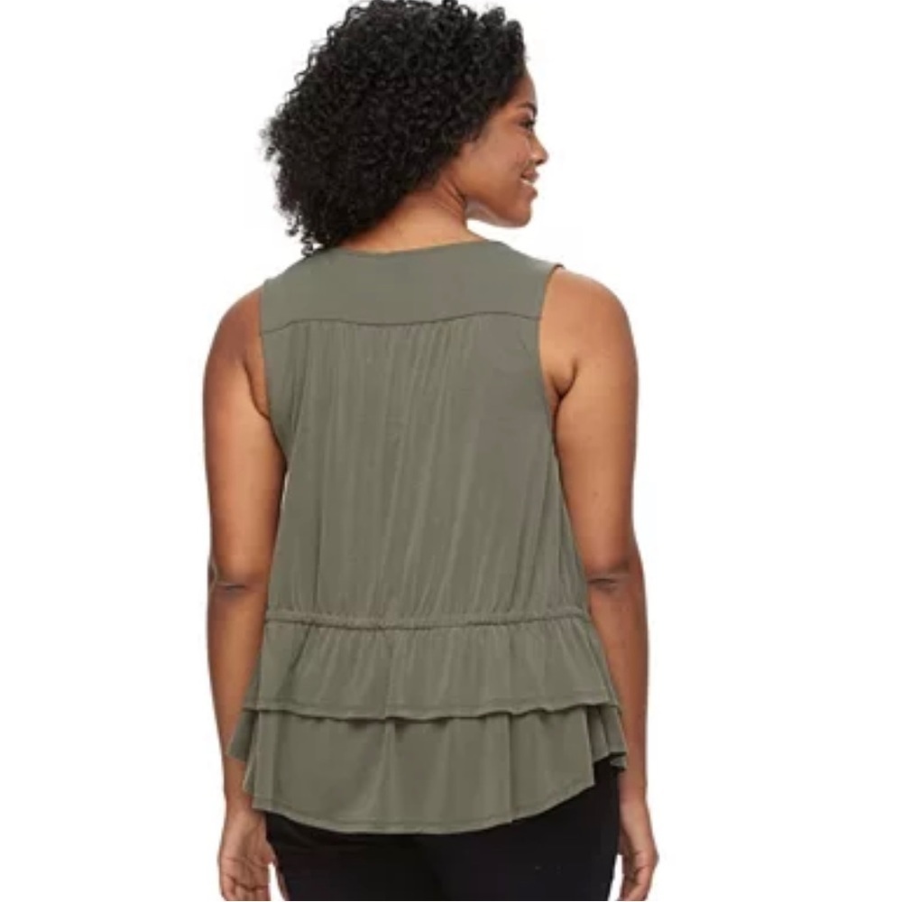 Plus Size Apt. 9® Ruffle V-Neck Top size smalll - Picture 2 of 5